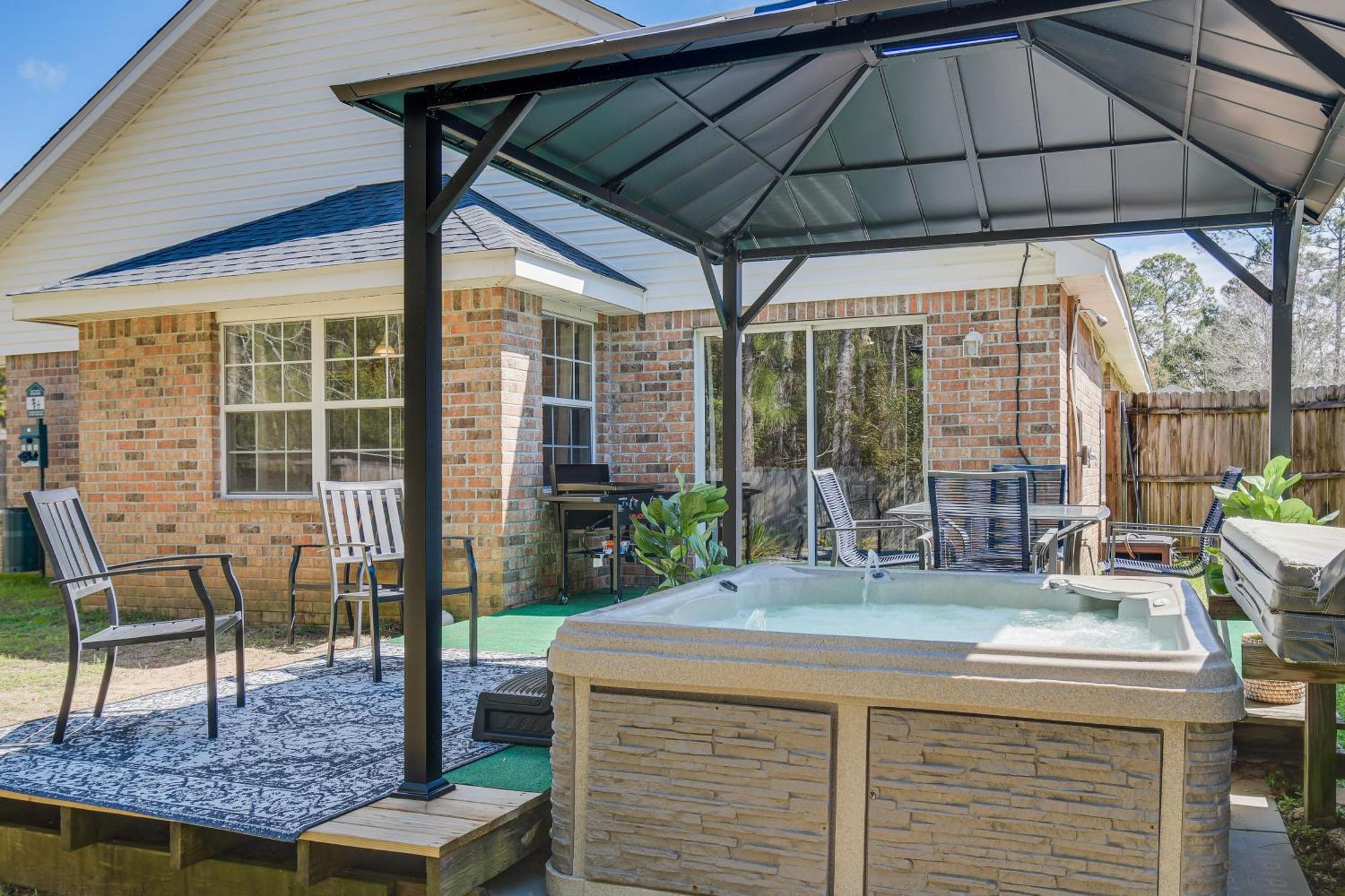 Orange Beach Home With Hot Tub Less Than 2 Mi To The Wharf Exterior foto